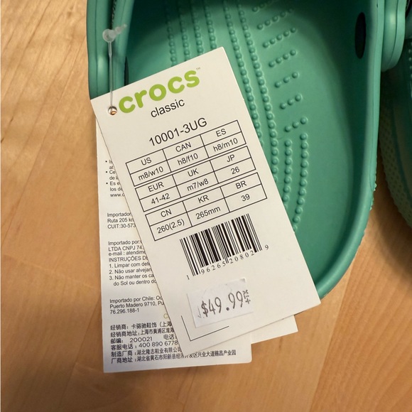 Crocs Adult Classic Clog - women’s 10/men’s 8 - Picture 4 of 5